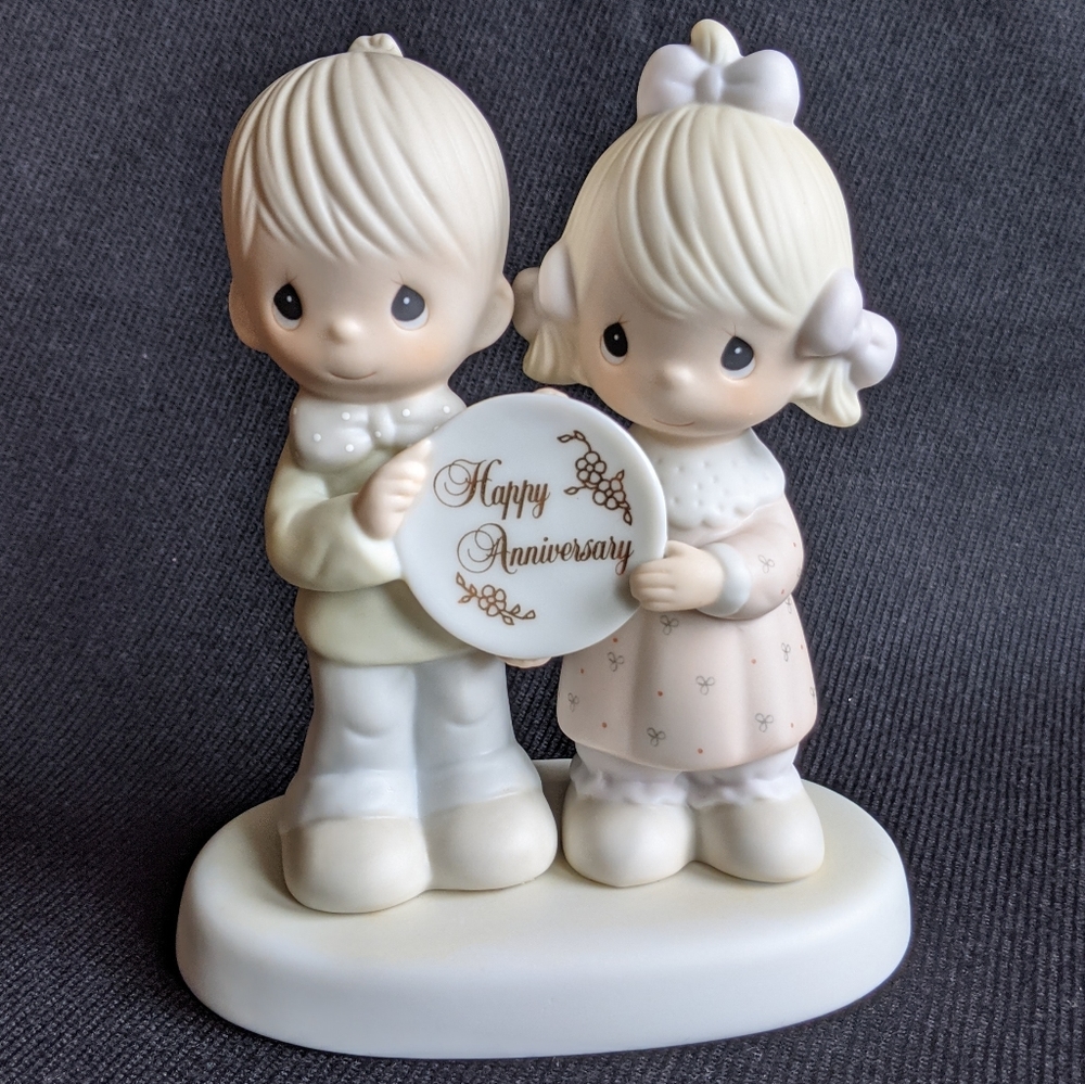 Precious Moments Happy Anniversary - Picture 2 of 11